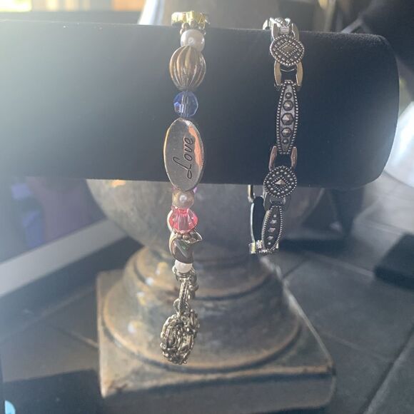 Beautiful Heart Charm and Beaded Silver tone Bracelet SET of 2, Unmarked - Picture 2 of 4